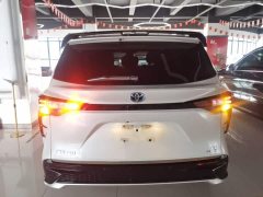 Toyota Sienna 2.5L Hybrid Comfort Edition - photo 6