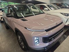 Geely ICON 2026 Chocolate 1.5TD Pure Elegance Edition - ფოტო 4