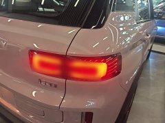 Geely ICON 2026 Chocolate 1.5TD Pure Elegance Edition - ფოტო 8