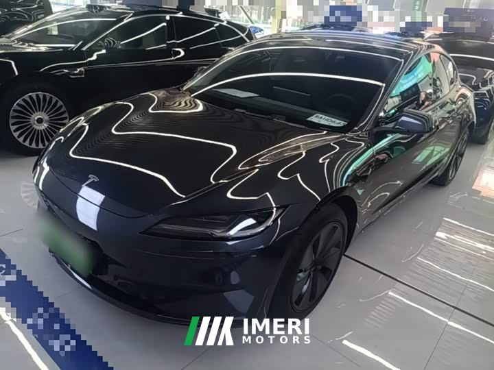 Tesla Model 3 Rear-Wheel Drive
