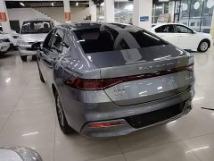 BYD Qin PLUS Glory Edition DM-i 55KM Leading - ფოტო 5