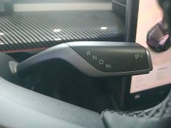 Tesla Model Y Rear-Wheel Drive - ფოტო 14
