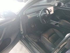 Tesla Model Y Rear-Wheel Drive - ფოტო 16