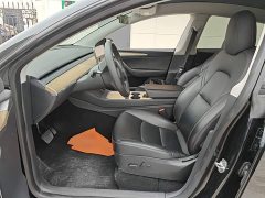 Tesla Model Y Rear-Wheel Drive - ფოტო 15