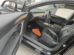 Tesla Model Y Rear-Wheel Drive - ფოტო 16