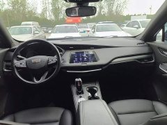 Cadillac XT4 28T FWD Luxury - ფოტო 10