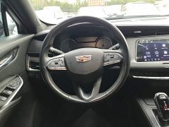 Cadillac XT4 28T FWD Luxury - ფოტო 11