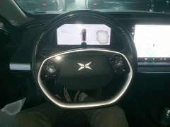 Xpeng P7 2020 670N - ფოტო 11