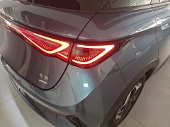 BYD Dolphin Smart Drive 420km Freedom Edition - ფოტო 8