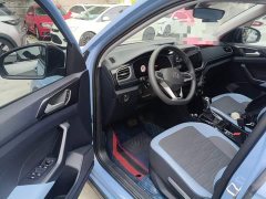 Volkswagen Touareg 2025 Sharp 300TSI Keen Edition - ფოტო 16