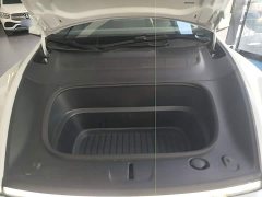 Tesla Model Y Rear-Wheel Drive - ფოტო 20