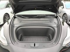 Tesla Model Y Standard Range RWD - ფოტო 20