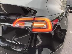 Tesla Model Y Standard Range RWD - ფოტო 8