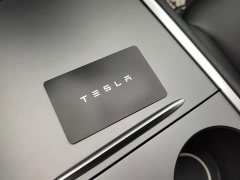 Tesla Model Y Standard Range RWD - ფოტო 9