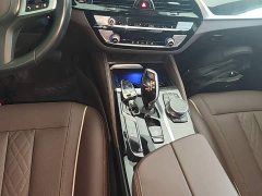 BMW 5 Series 525Li M Sport Package - ფოტო 14
