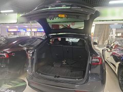 Tesla Model Y Rear-Wheel Drive - ფოტო 19