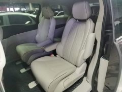 Buick GL8 Land Business Class 652T Luxury - ფოტო 17