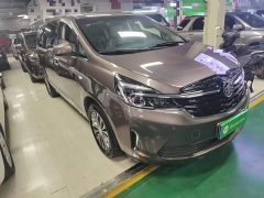 Buick GL8 Land Business Class 652T Luxury - ფოტო 4
