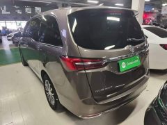 Buick GL8 Land Business Class 652T Luxury - ფოტო 5