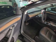 Tesla Model Y Long Range All-Wheel Drive - ფოტო 11