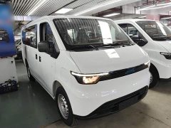 Toyota E Fortune 2025 Bright Window Edition 41.86kWh Short Wheelbase Low Roof - ფოტო 4