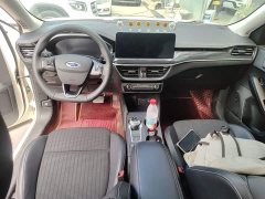 Ford Focus Hatchback EcoBoost 180 Automatic Trend - ფოტო 10