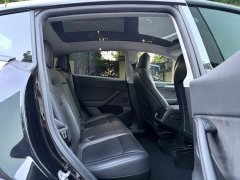 Tesla Model Y Long Range All-Wheel Drive - ფოტო 11