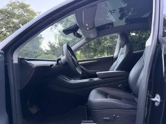 Tesla Model Y Long Range All-Wheel Drive - ფოტო 17