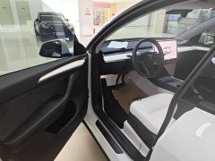 Tesla Model Y 2022 Facelift Long Range All-Wheel Drive - ფოტო 16