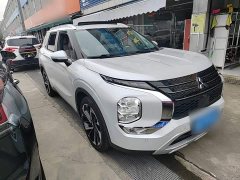 Mitsubishi Outlander 1.5T CVT 4WD Luxury Edition 5-seater - ფოტო 4