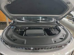 Li Auto L9 Pro - ფოტო 20