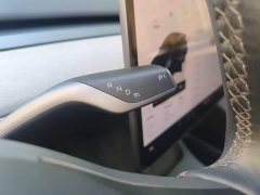 Tesla Model Y Long Range All-Wheel Drive - ფოტო 14
