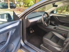 Tesla Model Y Long Range All-Wheel Drive - ფოტო 16
