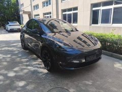 Tesla Model Y Long Range All-Wheel Drive - ფოტო 4