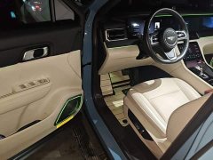 Li Auto ONE Extended Range 6-Seater - ფოტო 16