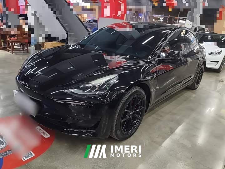 Tesla Model 3 Rear-Wheel Drive