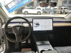 Tesla Model Y Standard Range RWD - ფოტო 10