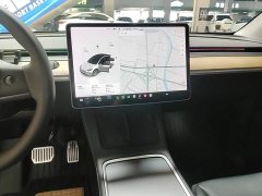 Tesla Model Y Standard Range RWD - ფოტო 13