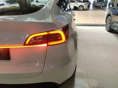 Tesla Model Y Standard Range RWD - ფოტო 8