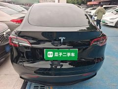 Tesla Model Y Rear-Wheel Drive - ფოტო 6