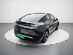 Tesla Model Y Rear-Wheel Drive - фото 6