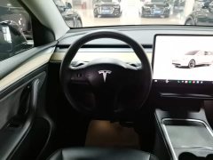 Tesla Model Y Rear-Wheel Drive - ფოტო 11
