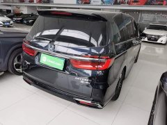 Honda Odyssey 2.0L e:HEV Sharp Radiance Edition - ფოტო 5