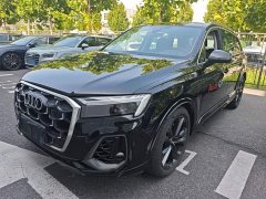 Audi Q7 55 TFSI quattro S line Sport - ფოტო 2