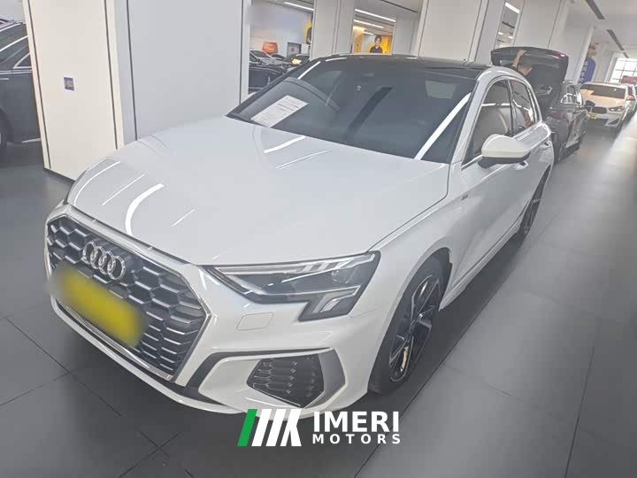 Audi A3 Sportback 35 TFSI Fashion Sport - ავტომობილი ჩინეთიდან