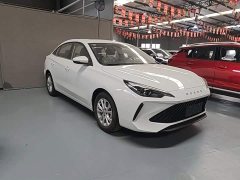 SAIC MG i5 1.5L CVT Luxury - ფოტო 4
