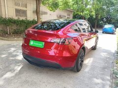 Tesla Model Y Rear-Wheel Drive - ფოტო 7