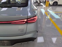 BYD Dolphin 06 DM-i Smart Drive 120KM Deluxe - ფოტო 8