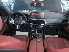 BMW 5 Series 530Li Premier M Sport Package - ფოტო 10