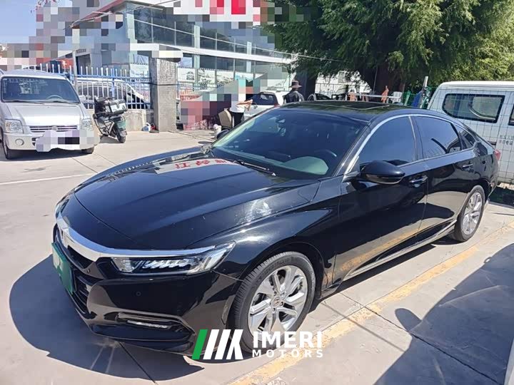 Honda Accord 2018 260TURBO Luxury China VI - ავტომობილი ჩინეთიდან